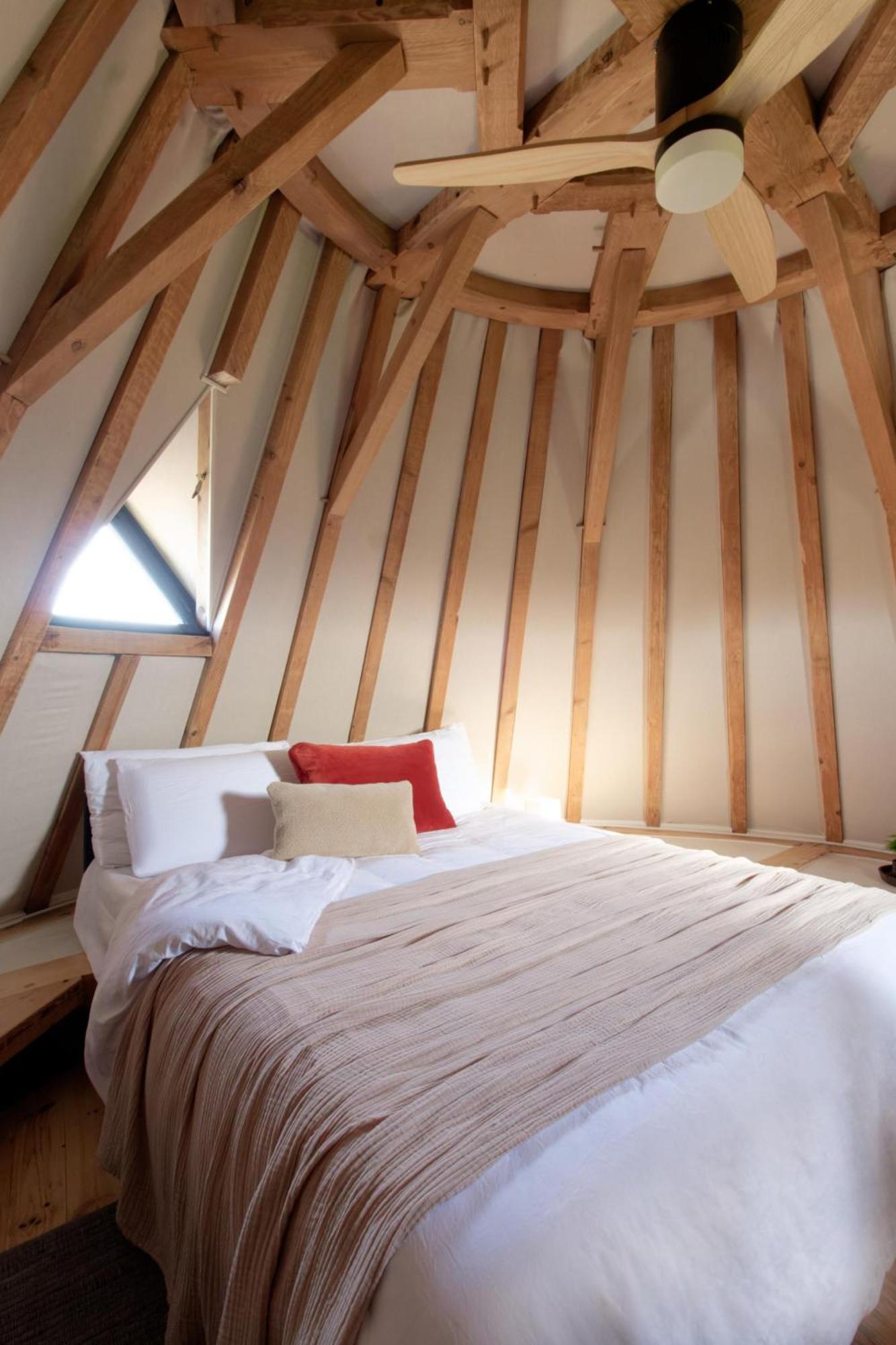 Enchanting Windmill Retreat Loubes-Bernac Exterior foto